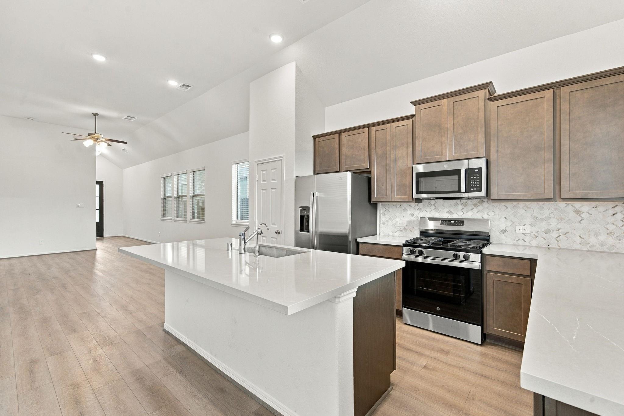 Residential Lease in Magnolia 5