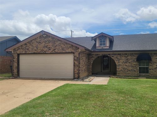 4100 Longleaf Ln, Fort Worth, TX, 76137-2024 | Card Image