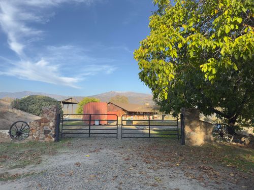 50200 Hogback Rd, Badger, CA, 93603-9745 | Card Image