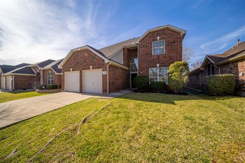 9601 Links Fairway Dr, Rowlett, TX, 75089-9532 | Card Image
