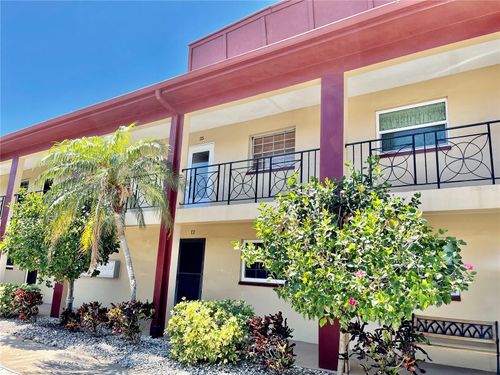 25-10351 Regal Drive, LARGO, FL, 33774 | Card Image