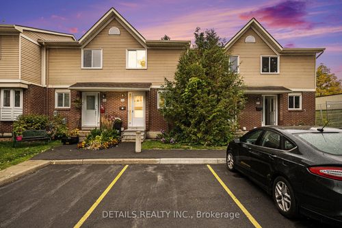 9-144 Valley Stream, Unit D Drive, South of Baseline to Knoxdale, ON, K2H9C6 | Card Image