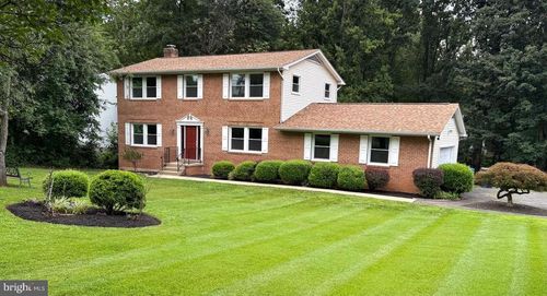 16052 Simon Kenton Rd, HAYMARKET, VA, 20169-2111 | Card Image