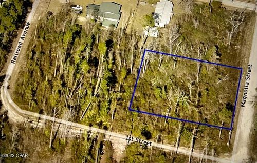 12207 1st St, Fountain, FL, 32438 | Card Image