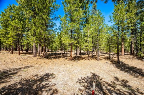 51864 Applewood, La Pine, OR, 97739-1208 | Card Image