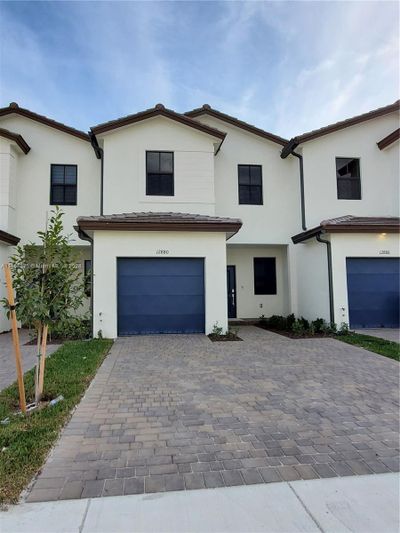 12880 - 12880 Sw 231st St, Townhouse with 3 bedrooms, 2 bathrooms and null parking in Miami FL | Image 3