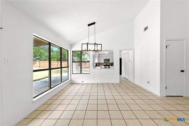 1010 Serenada Dr, House other with 3 bedrooms, 2 bathrooms and null parking in Georgetown TX | Image 14