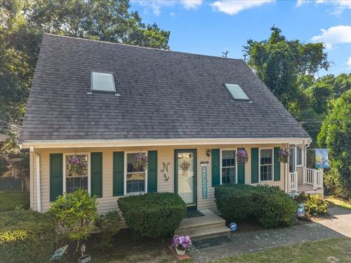 108 Wareham Lake Shore Dr, East Wareham, MA, 02538-1433 | Card Image