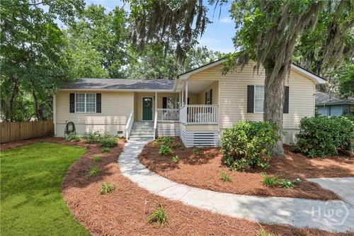 5109 La Roche Ave, savannah, GA, 31404-6018 | Card Image