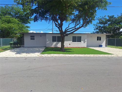1-716 Nw 14th Way, Fort Lauderdale, FL, 33311-7927 | Card Image