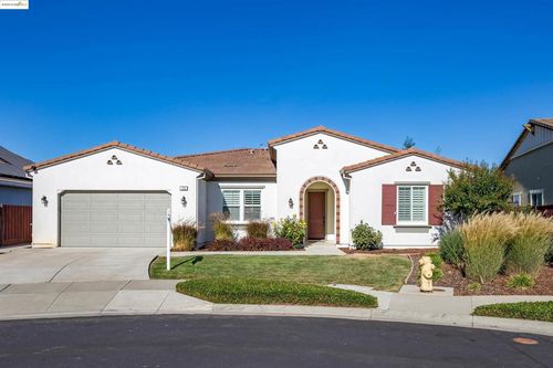133 Clear Lake Ct, Oakley, CA, 94561-3512 | Card Image