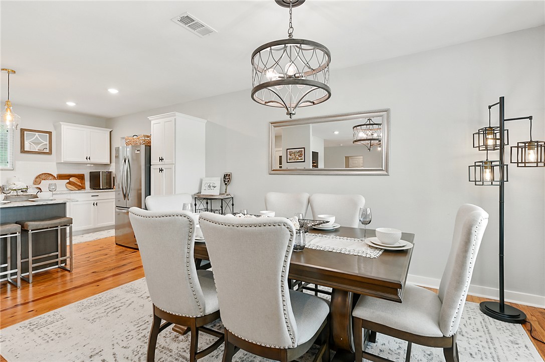 Wm J Bryan Pkwy, Bryan, TX 77803