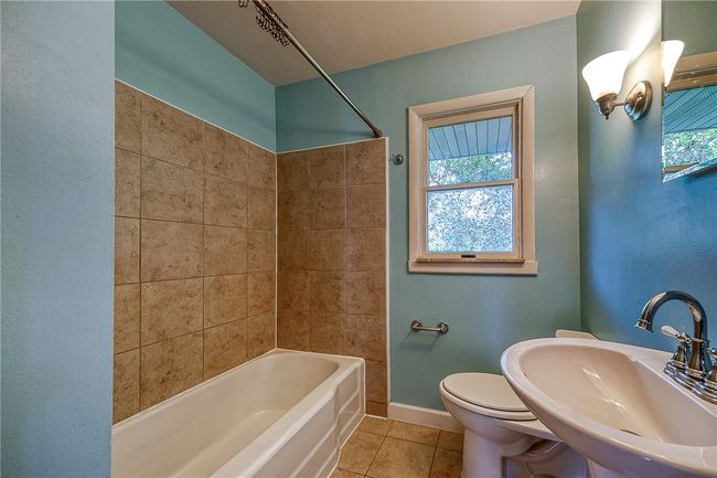 715 Lincoln Ave, House other with 2 bedrooms, 1 bathrooms and 1 parking in Bentleyville PA | Image 16