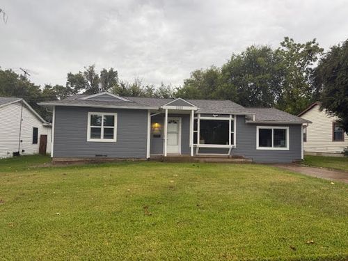 2202 Cunningham St, Irving, TX, 75062-4293 | Card Image