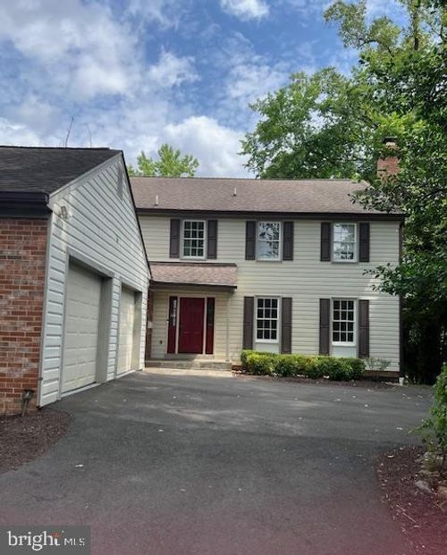 5303 Bradley Blvd, BETHESDA, MD, 20814-1211 | Card Image