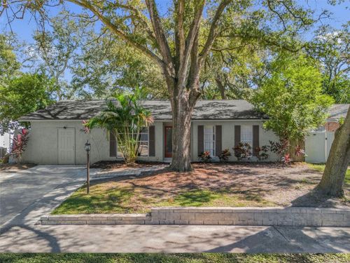 9627 Hidden Oaks Cir, Tampa, FL, 33612-7813 | Card Image