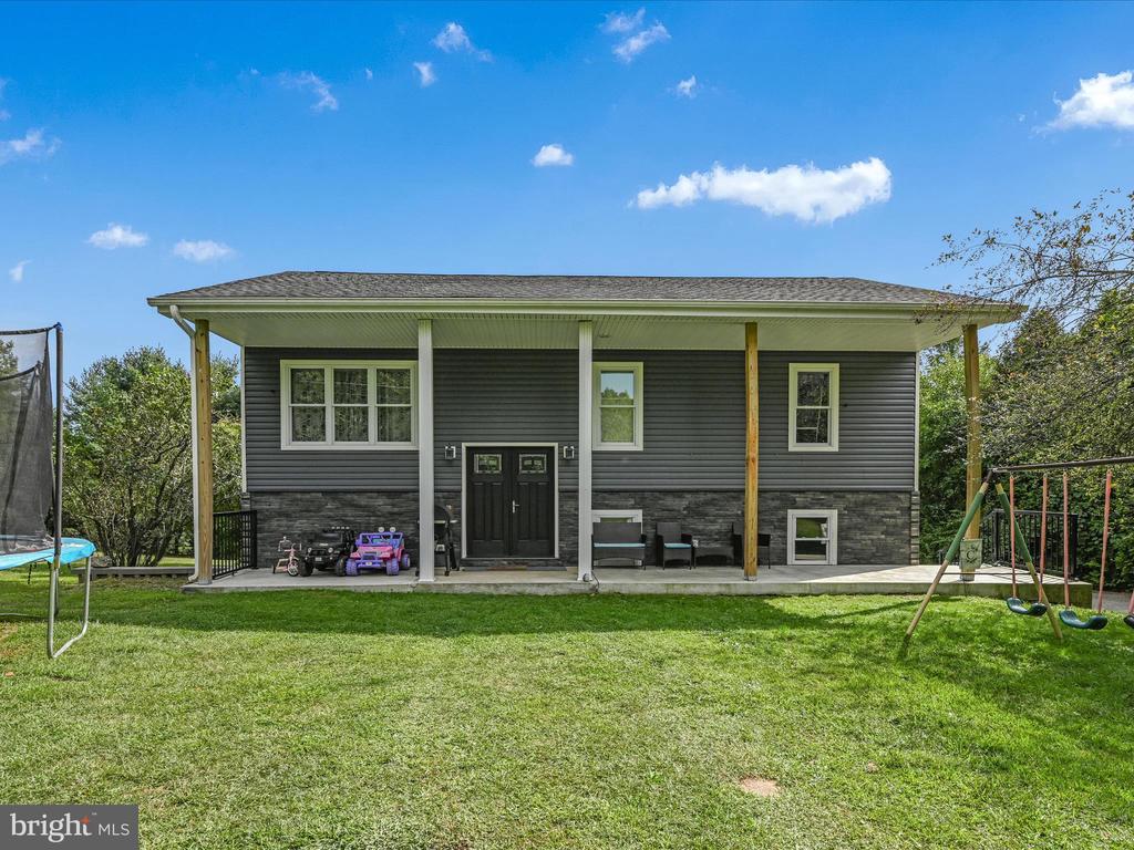 Summer Hill Rd, Schuylkill Haven, PA 17972