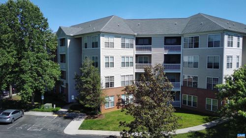 1f-270 Riverbend Dr, CHARLOTTESVILLE, VA, 22911-8800 | Card Image