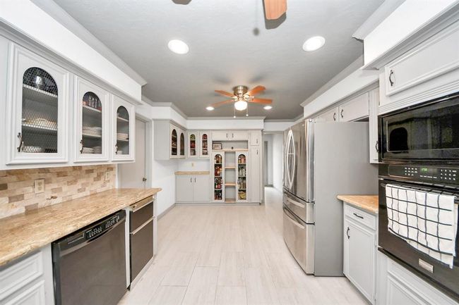 2514 Loganberry Circle, House other with 3 bedrooms, 2 bathrooms and 3 parking in Seabrook TX | Image 18