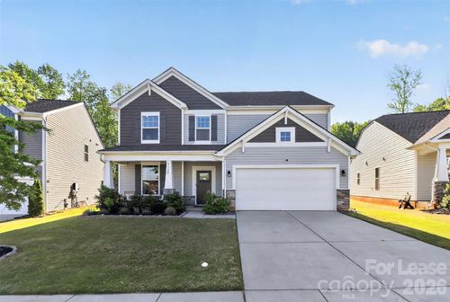 7132 Wheyfield Dr, Charlotte, NC, 28215-8423 | Card Image