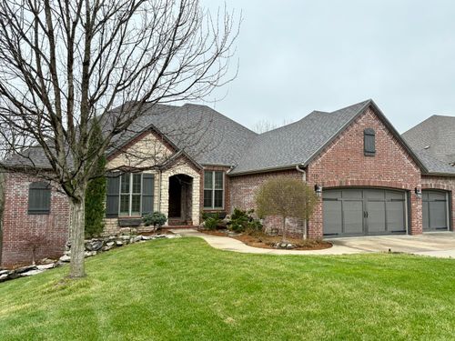 5341 S Woodfield Ave, Springfield, MO, 65810-8601 | Card Image