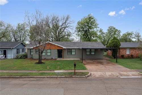 504 N Main Street, Mcgregor, TX, 76657 | Card Image