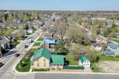 1324 King St N, St Jacobs, ON, N0B2N0 | Card Image