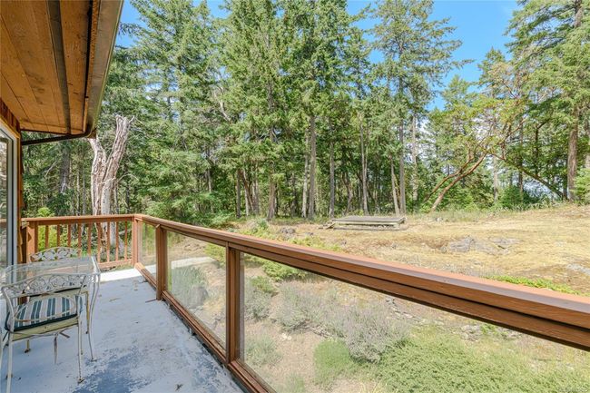410 Langs Rd, House other with 3 bedrooms, 3 bathrooms and 5 parking in Salt Spring BC | Image 19