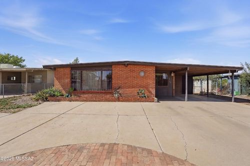 6989 E Casey Pl, Tucson, AZ, 85730-2351 | Card Image