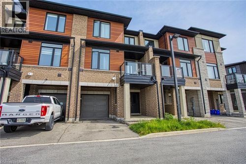 50-590 N Service Rd 50, Stoney Creek, ON, L8E5X8 | Card Image