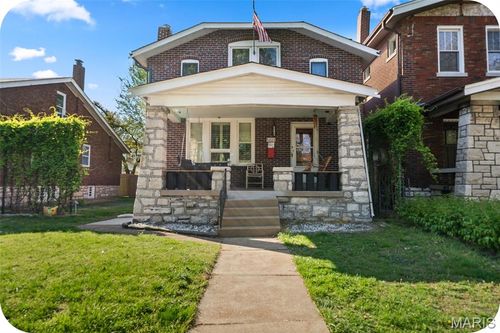 5221 S Broadway, Saint Louis, MO, 63111-2020 | Card Image