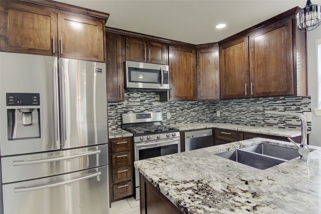 504 Johnson St, House other with 3 bedrooms, 2 bathrooms and null parking in McGregor TX | Image 11