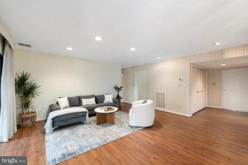 405-1 High Stepper Ct, PIKESVILLE, MD, 21208-6431 | Card Image