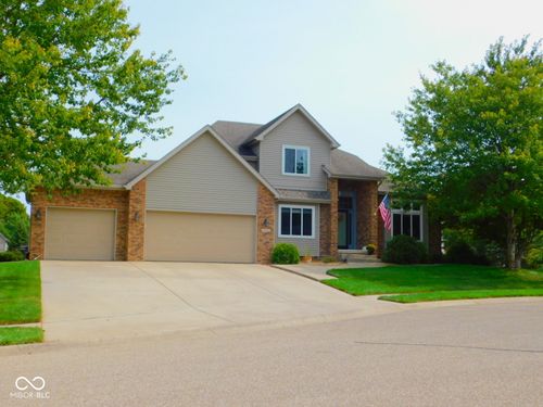 3215 Skyview Court, Columbus, IN, 47203 | Card Image