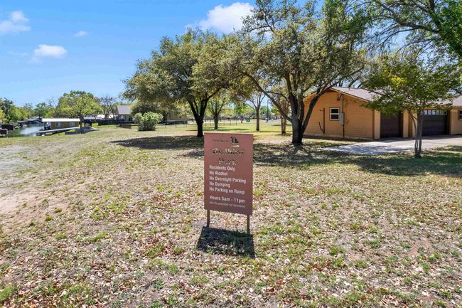 210 W Heron Dr, House other with 3 bedrooms, 2 bathrooms and null parking in Highland Haven TX | Image 26