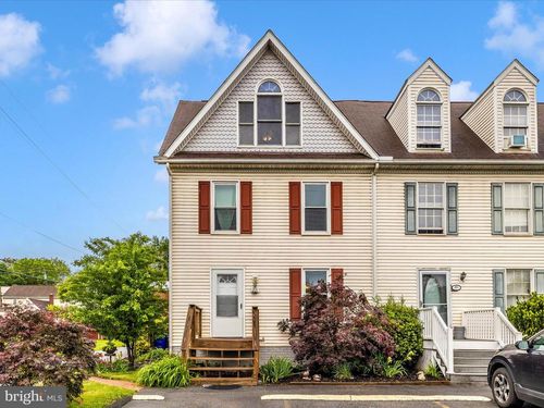 201 N 2nd St, WOODSBORO, MD, 21798-8313 | Card Image