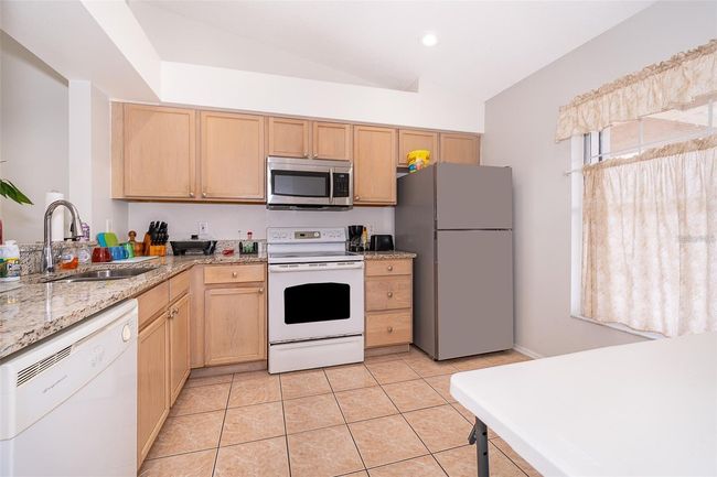 APT-203 - 13403 Fairway Glen Dr, Condo with 2 bedrooms, 2 bathrooms and null parking in ORLANDO FL | Image 8