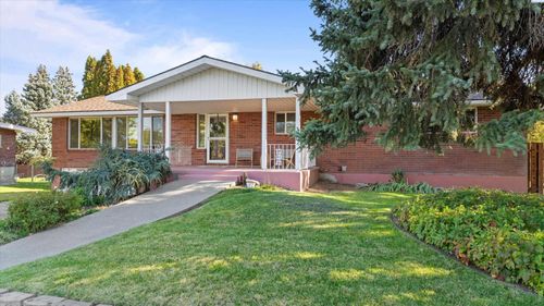 2409 S Fruitland St, Kennewick, WA, 99337-4979 | Card Image