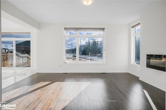 2 Beatrice Dr, House other with 3 bedrooms, 3 bathrooms and 2 parking in Wasaga Beach ON | Image 4