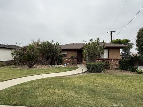 545 N 5th St, La Puente, CA, 91744-4004 | Card Image