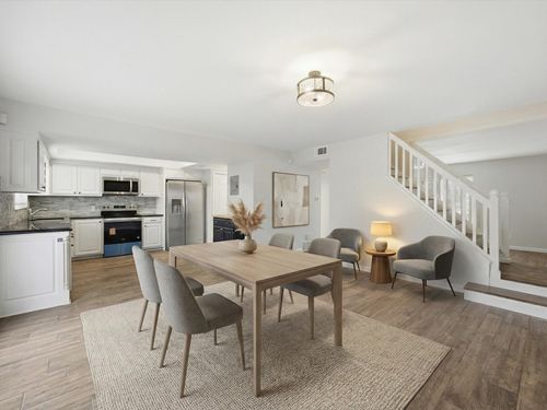 436 Westview Ter, Arlington, TX, 76013-1635 | Card Image