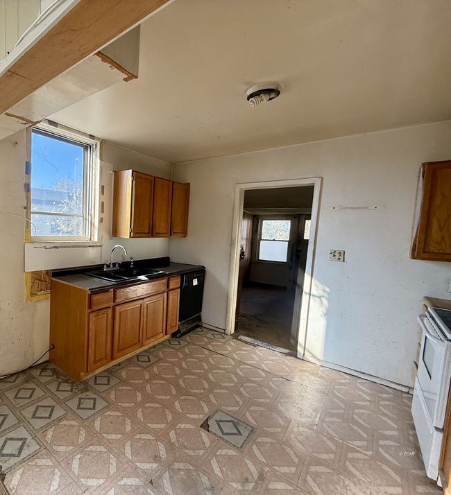619 3 Rd St, House other with 4 bedrooms, 1 bathrooms and null parking in Wells NV | Image 5