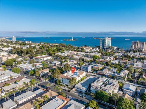 unit-103-225 Hermosa Ave, Long Beach, CA, 90802-3940 | Card Image