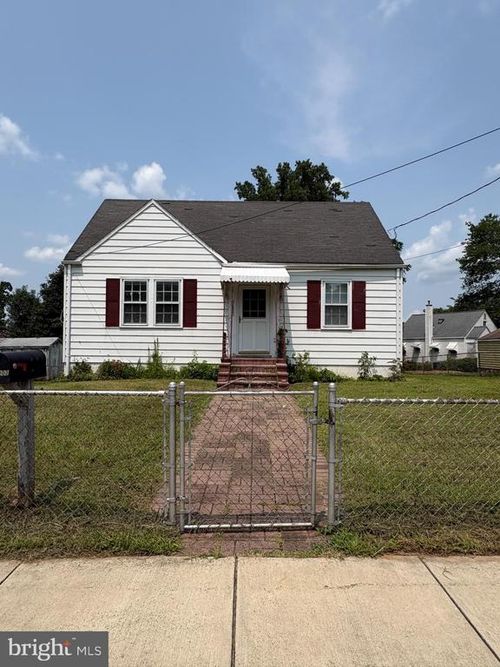 10902 Milburn St, FAIRFAX, VA, 22030-5222 | Card Image