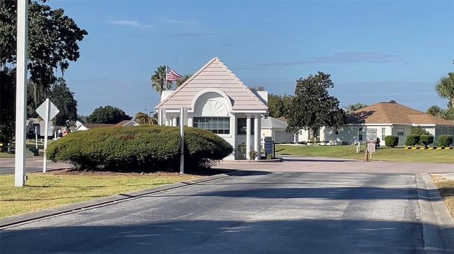 2100 Nw 50 Th Cir, House other with 2 bedrooms, 2 bathrooms and null parking in OCALA FL | Image 70