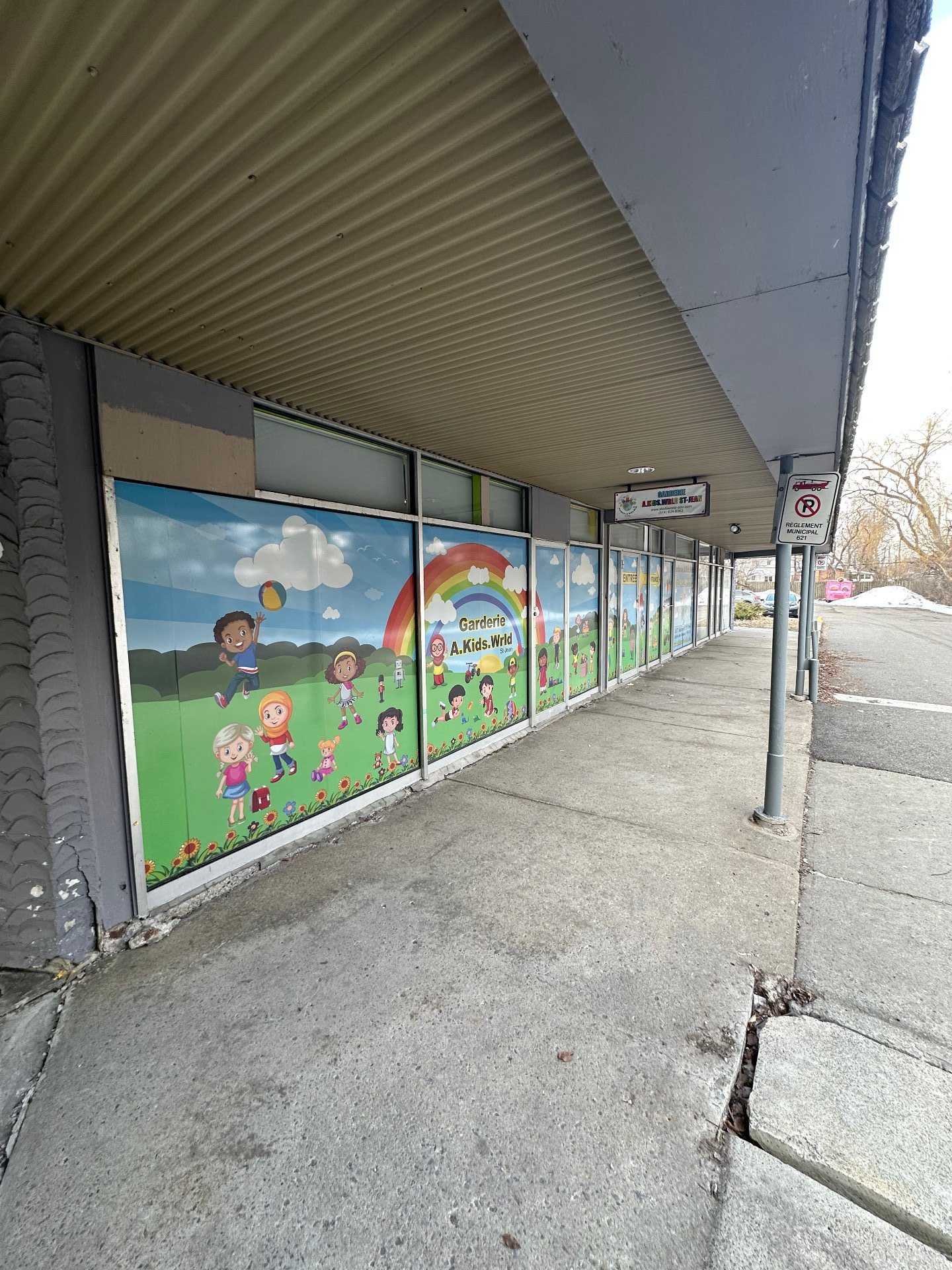 Commercial Sale in Dollard-Des-Ormeaux 4