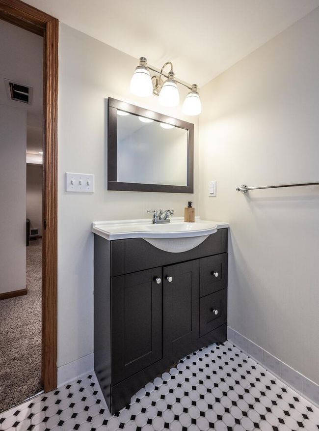 Lower level bathroom vanity | Image 27