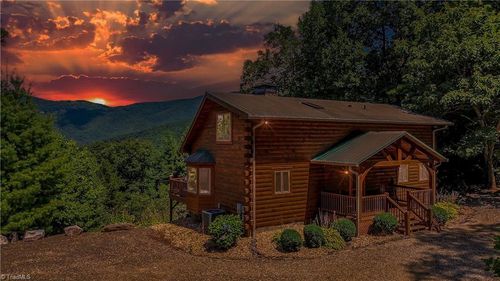 228 Abbey Rd, Mc Grady, NC, 28649-9703 | Card Image