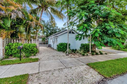 232 Seminole Ave, Fort Lauderdale, FL, 33312-1625 | Card Image