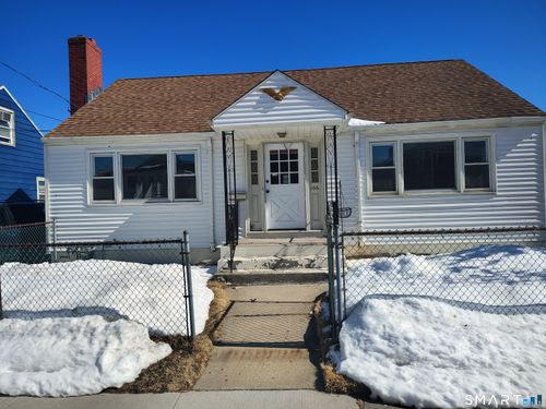 166 George St, Hartford, CT, 06114-2822 | Card Image